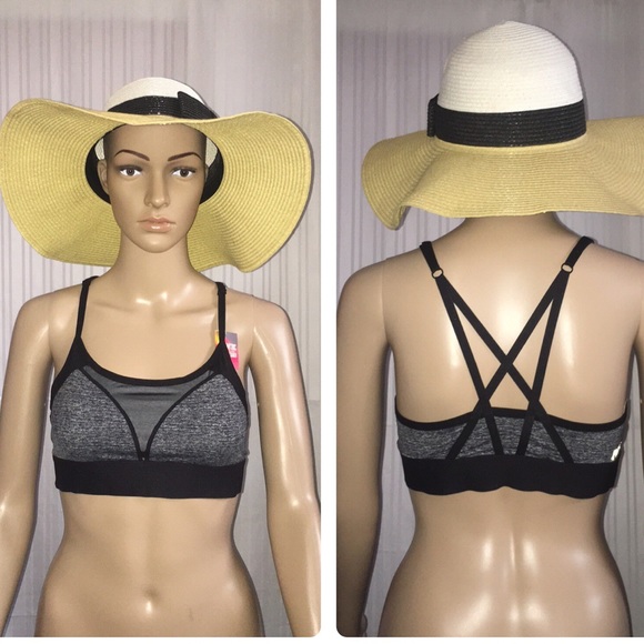 PINK Victoria's Secret Other - New Victoria's Secret Pink Ultimate Sports Bra